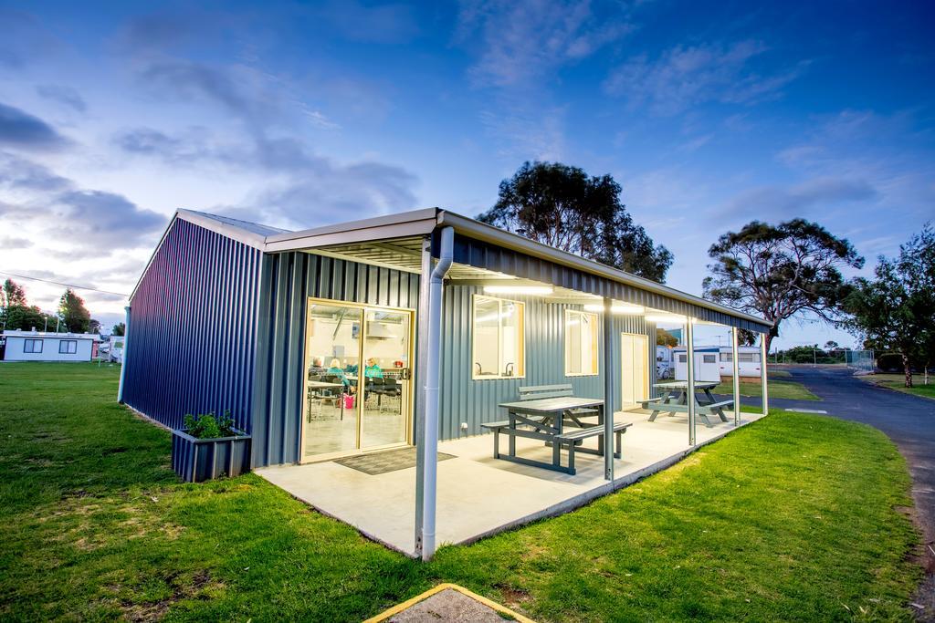 Big4 Tassie Getaway Park Ulverstone Exteriör bild